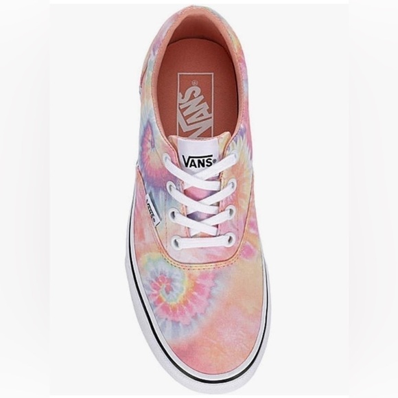 Vans Women’s Doheny Heart Tie Dye Lo Sneaker Size 9 - Picture 3 of 13